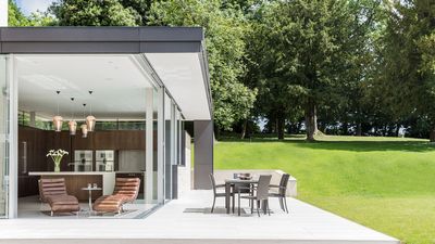 Roller Blind Systems, SG 4970, Multiscreen 1-10%, Broughton House, Sevenoaks, Kent, United Kingdom